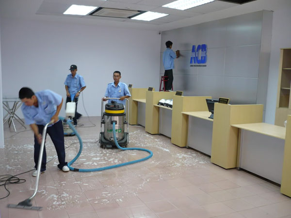 Dịch vụ chà sàn , đánh bóng sàn